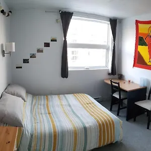 Very Nice, Clean&quiet Double Next To Downtown Séjour chez l'habitant Montréal